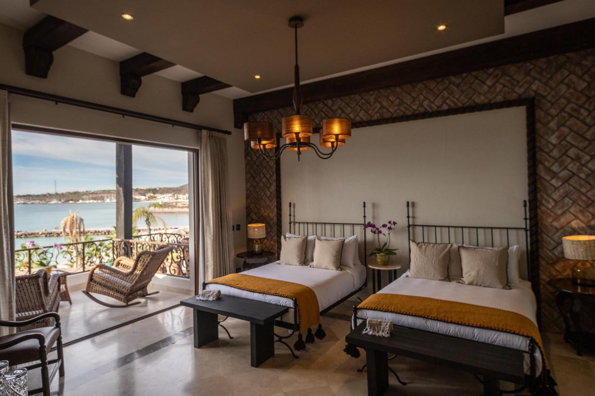 Orchid House Baja