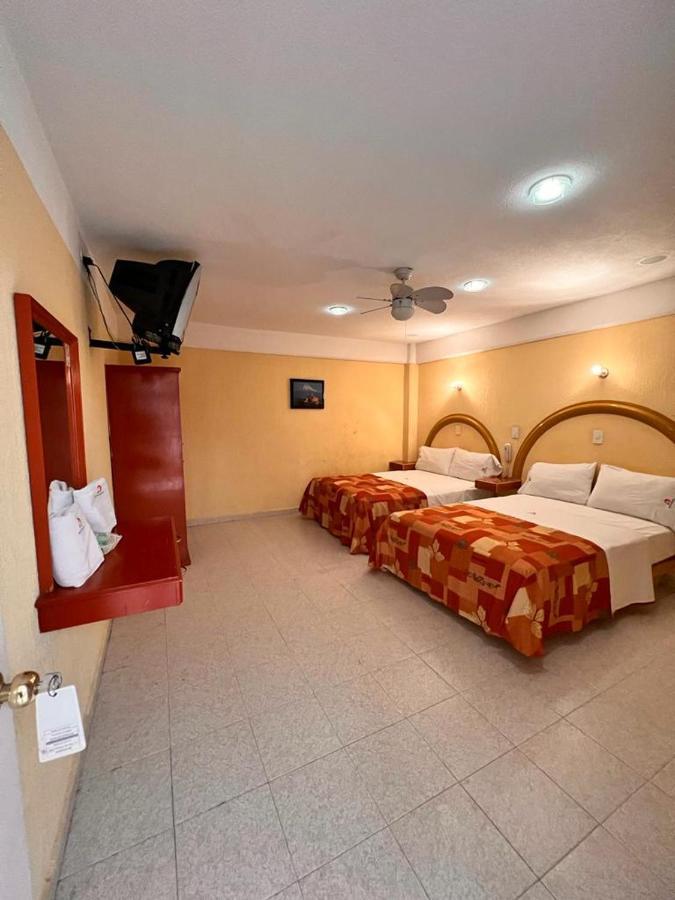 Hotel Central Hotel 3*
