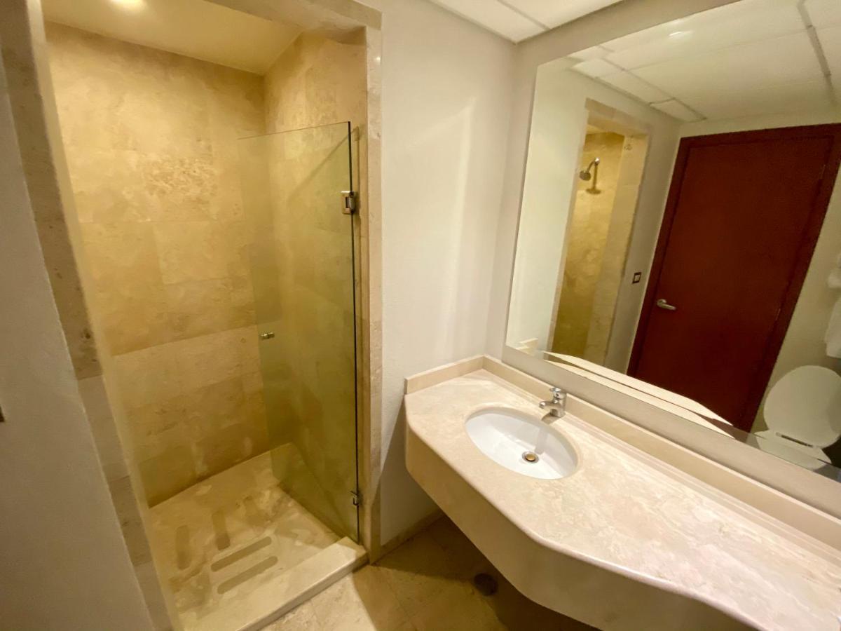 Hotel Mercury Queretaro