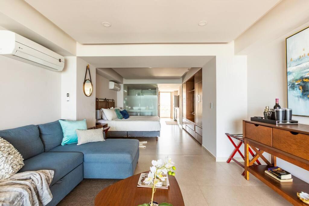 Apartment Harbor 7010 By Moikkarentals Beachfront 600mb Wifi