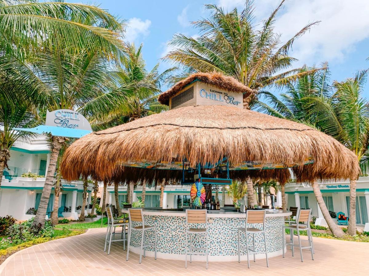 Resort Margaritaville Island Reserve Riviera Cancun - A Karisma Experience For (adults Only)