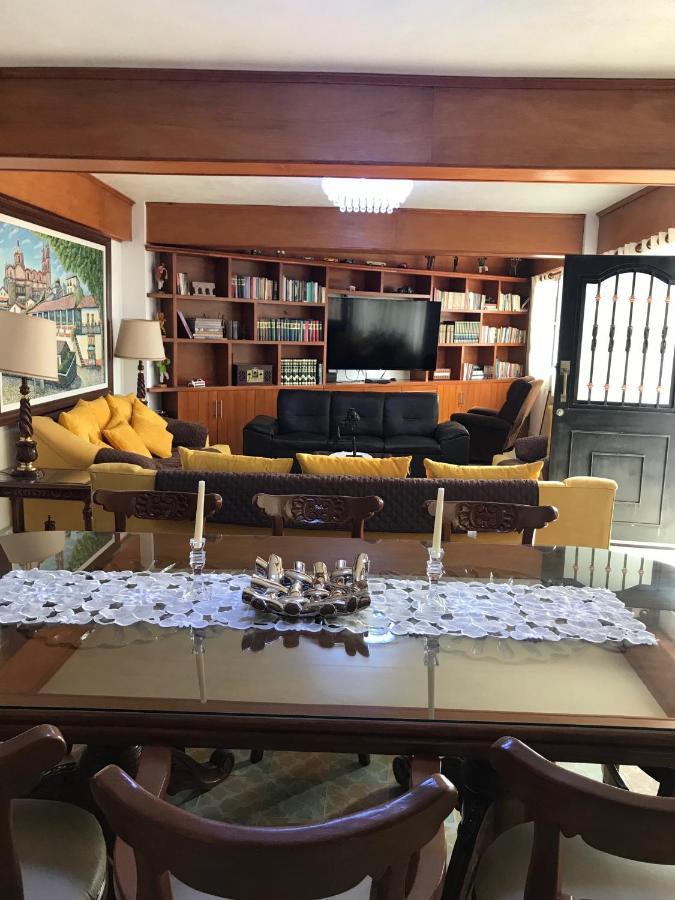 Guest house Casa Vista Hermosa De *