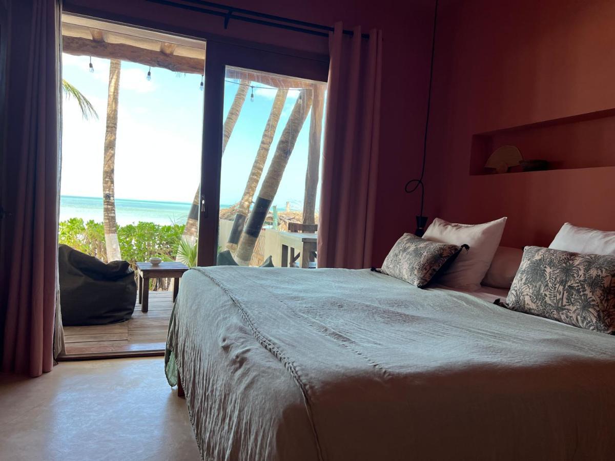 Hotel Casa Cat Ba Beachfront Boutique