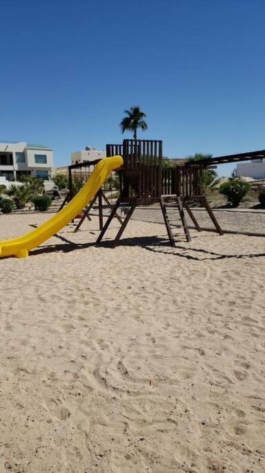 Lux 3 Master Bdroom On Sandy W No Cleaining Fee Holiday home