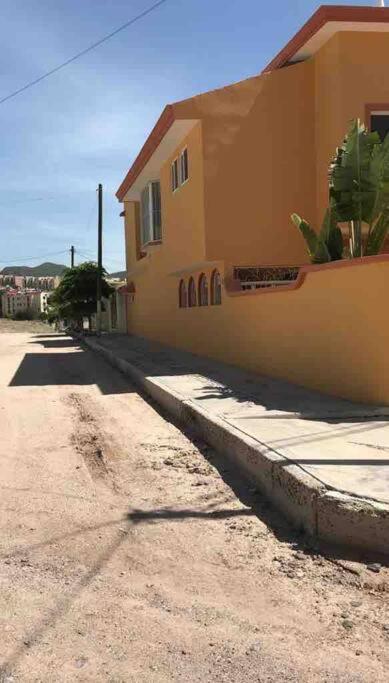 Casa Esperanza: Grand, Traditional Colonial *