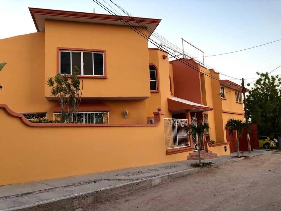 Casa Esperanza: Grand, Traditional Colonial La Paz