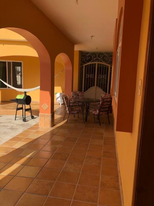 Casa Esperanza: Grand, Traditional Colonial * La Paz