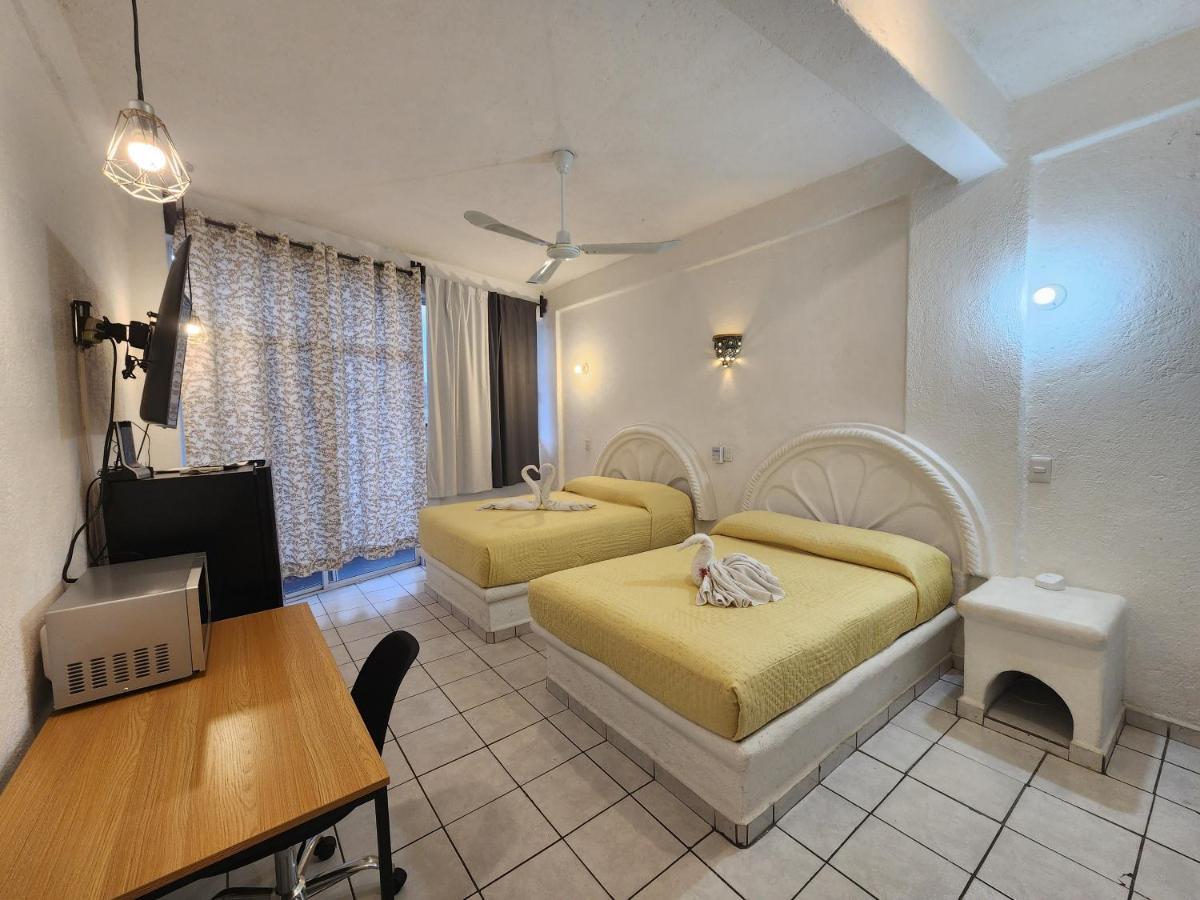 Apartment Lovely With Balcony Ac & Wi-fi, Minutes From Downtown!