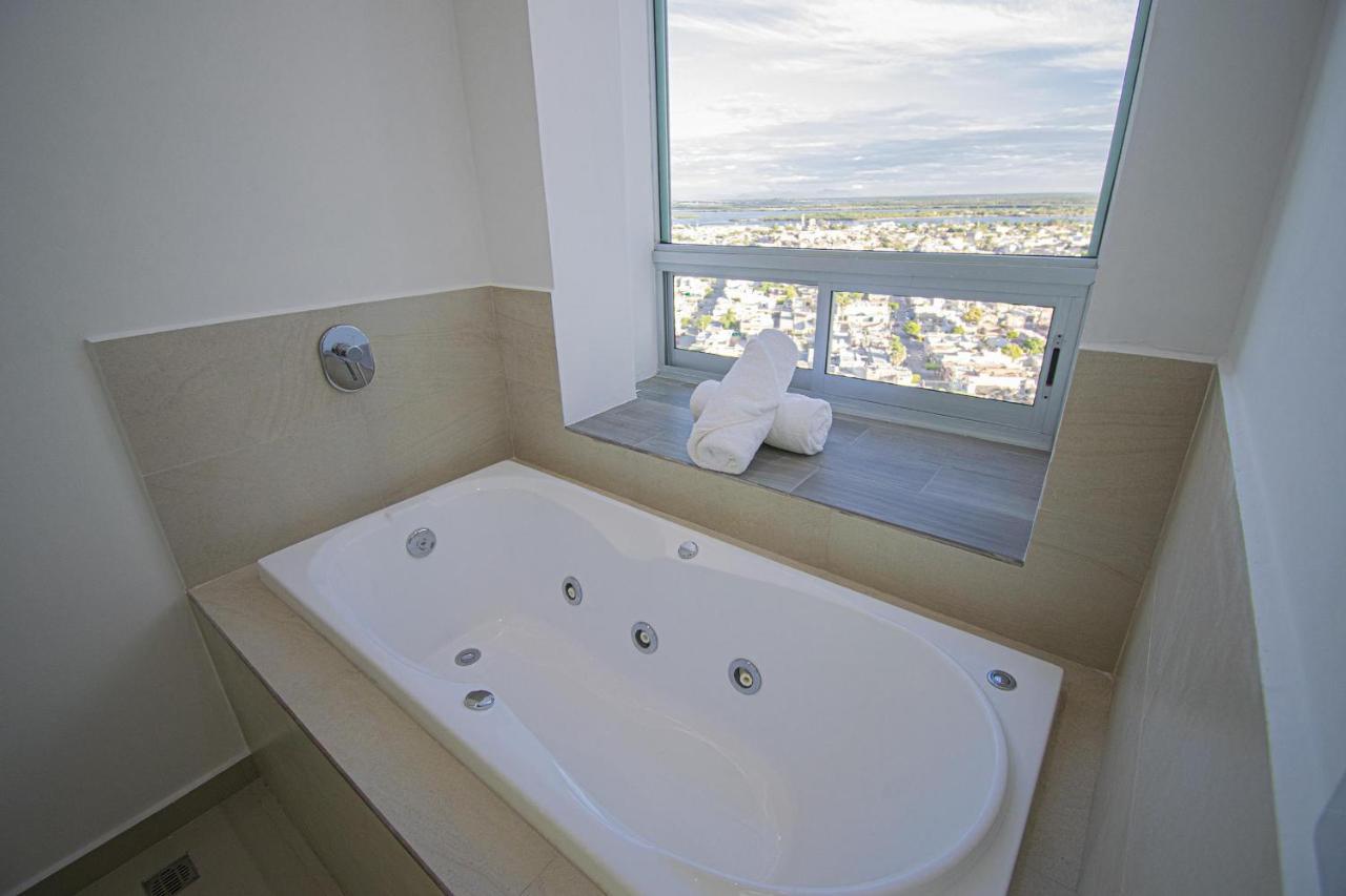 Beautiful Malecon And Beyond 1502 Torre Eme Apartment Mazatlan