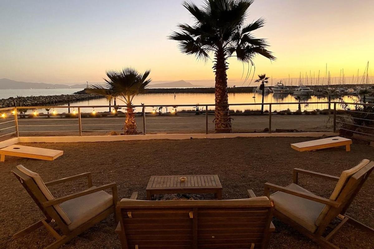 Playa Plateada Housing