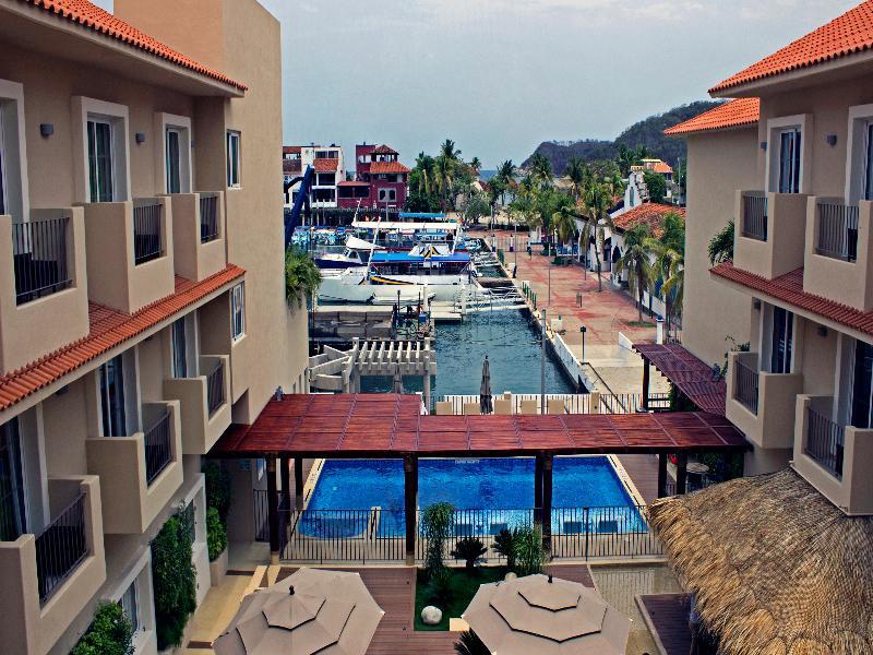 Huatulco By Ihg Resort 4*