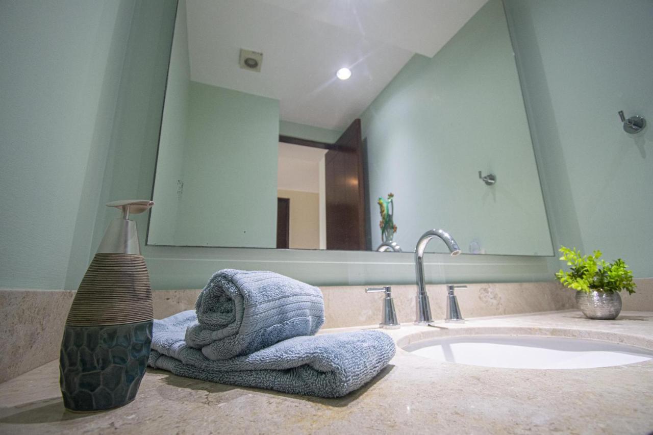 Heated Pool Stunning Las Gavias Golden Apartment *