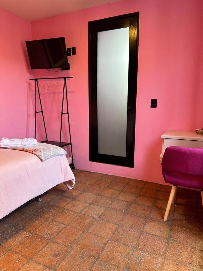 Hotel Casa Rosa &