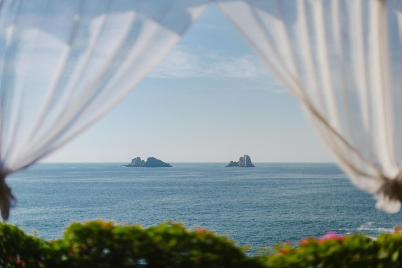 Cala De Mar & Ixtapa Hotel