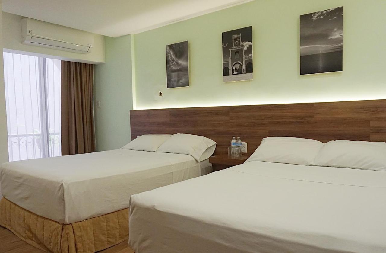 Hotel Del Paseo