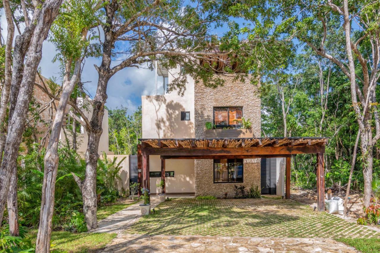 Private In Exclusive Secured Community Villa