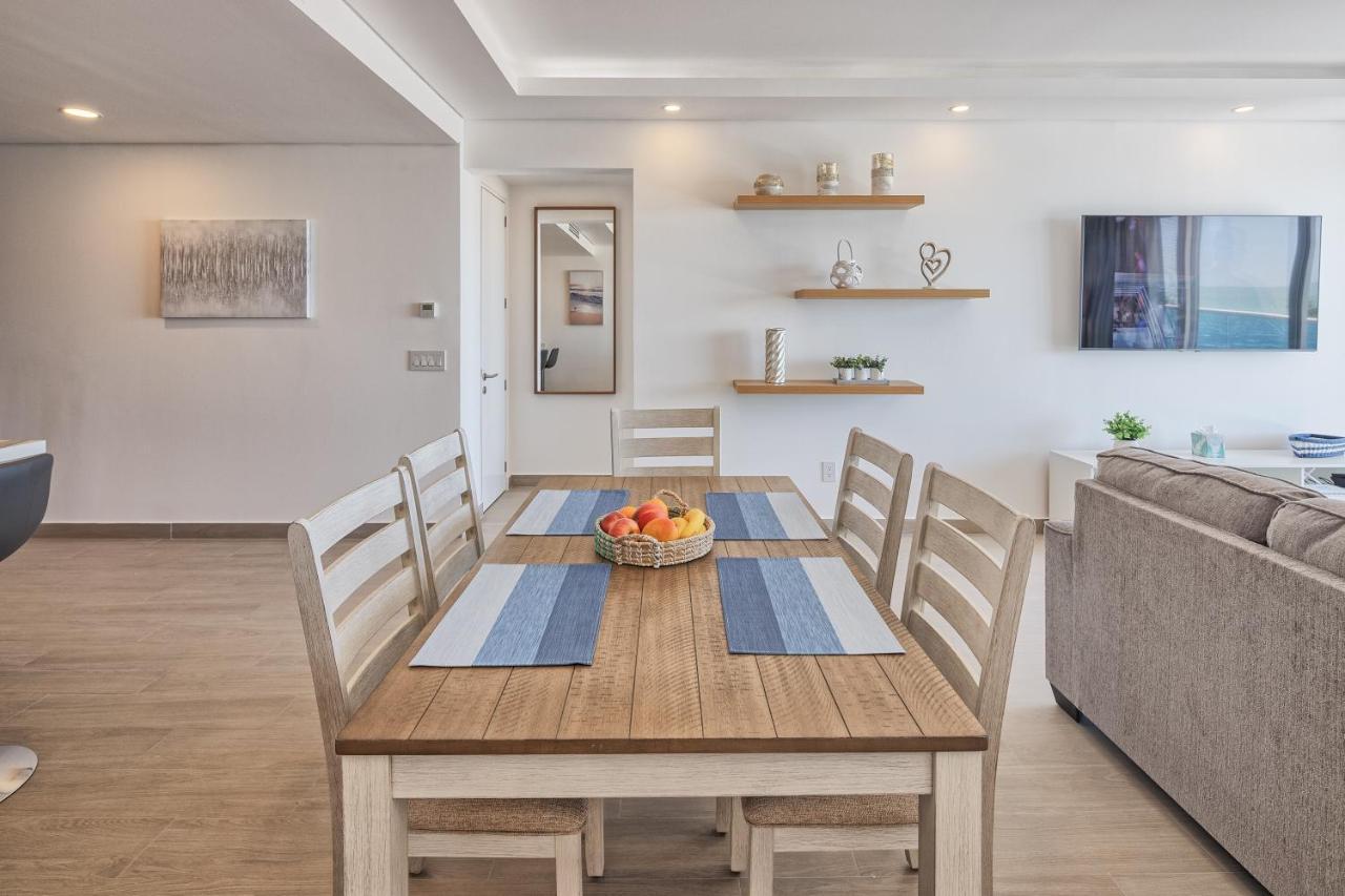 Apartment Brand New Contemporary 1 Bed Oceanfront At Encantame Towers Verano E1203