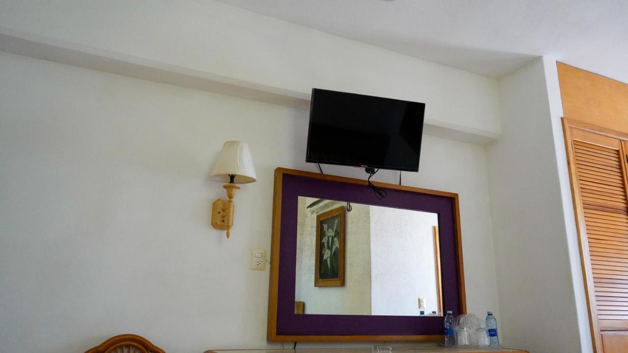 Hotel Tropicana 3*