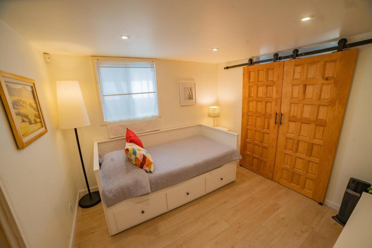 Casa Maria - Beachfront On The