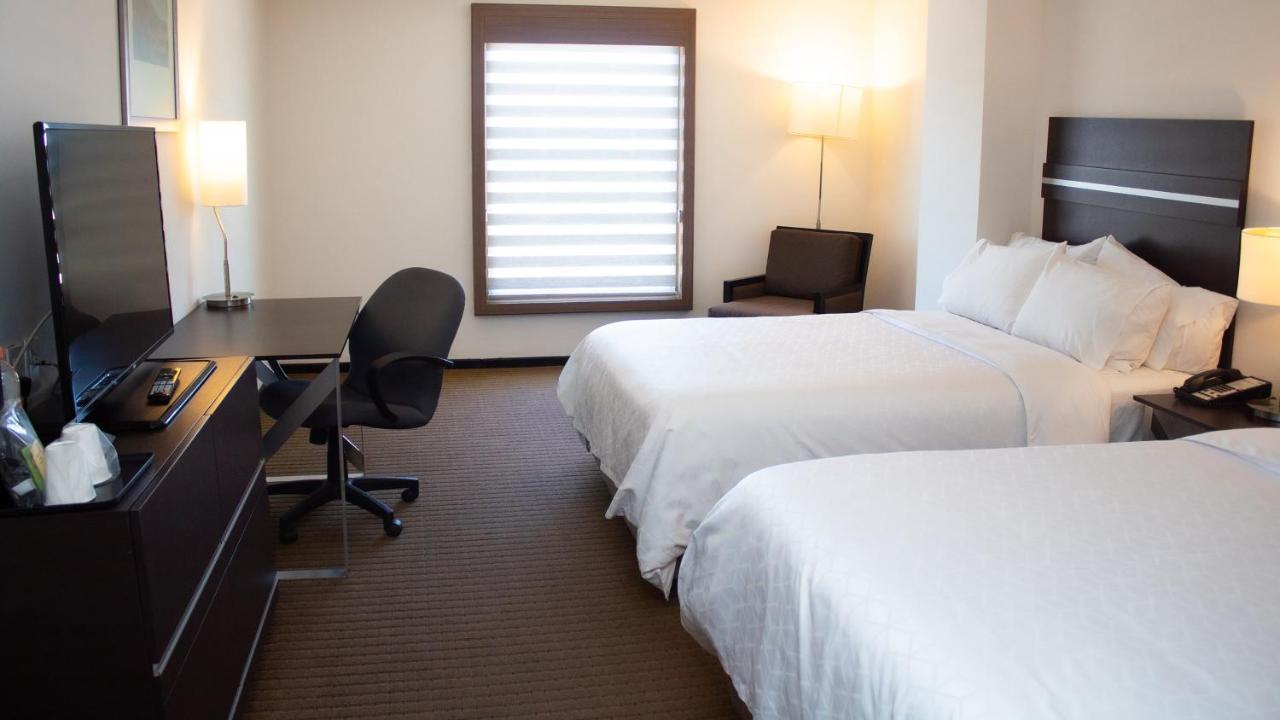 Express By Ihg Hotel 5*