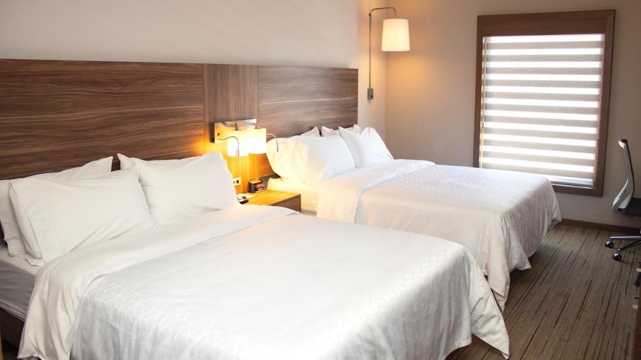 Express By Ihg Hotel 5*