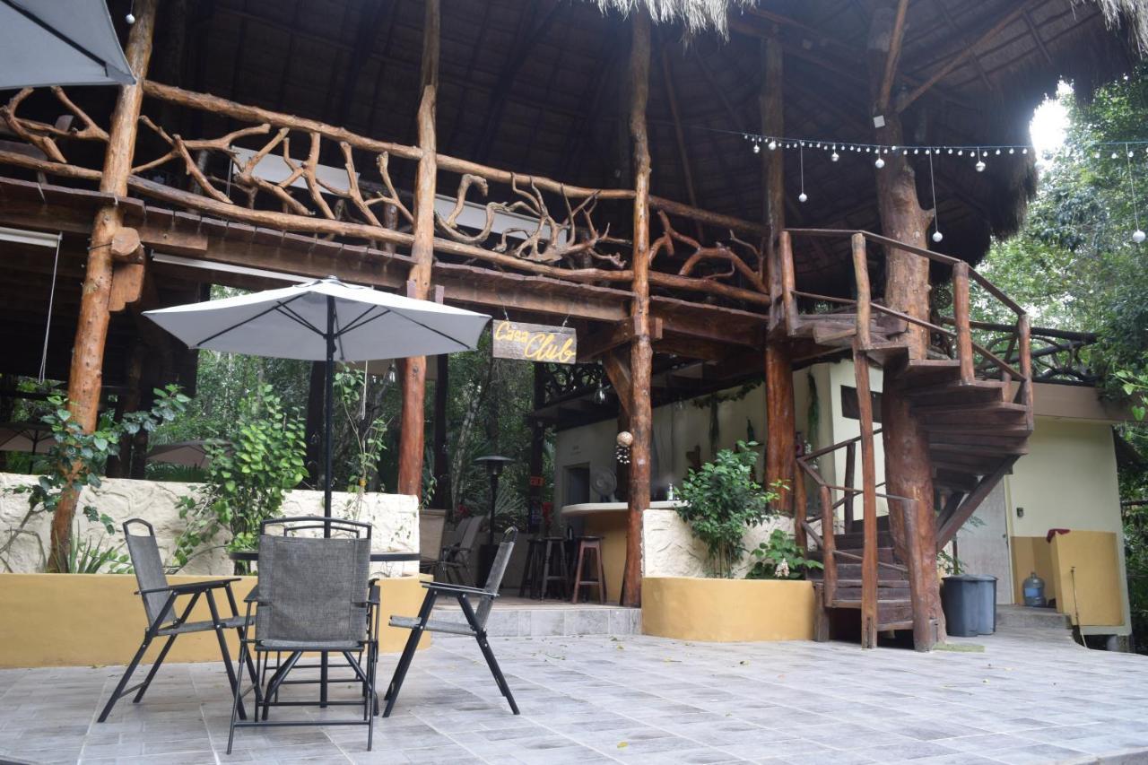 Jolie Jungle Eco (adults Only)