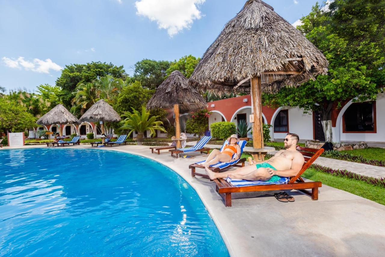Hacienda Aeropuerto Hotel