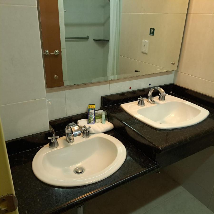 Howard Johnson By Wyndham Hotel Toluca