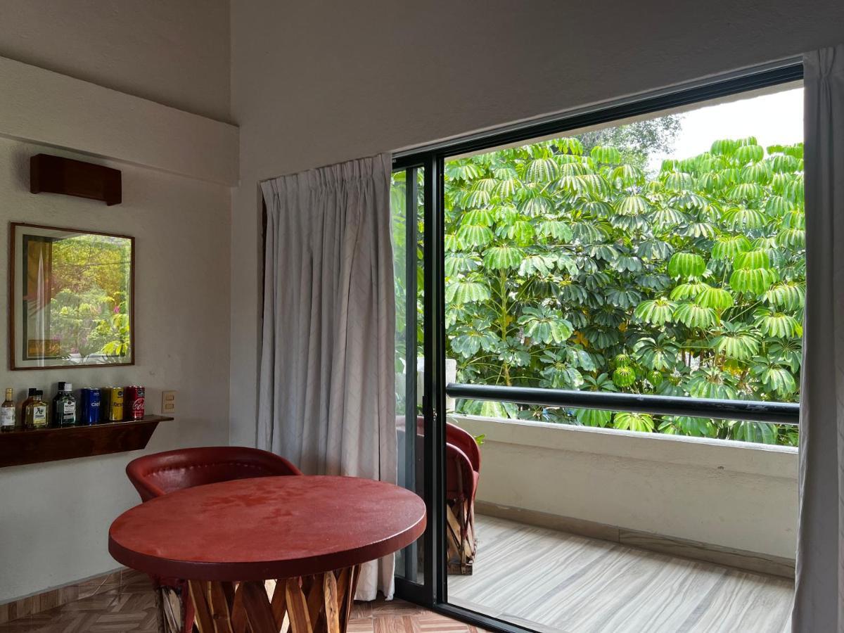 Casa Bugambilia, Un Pequeno En Hotel 3*