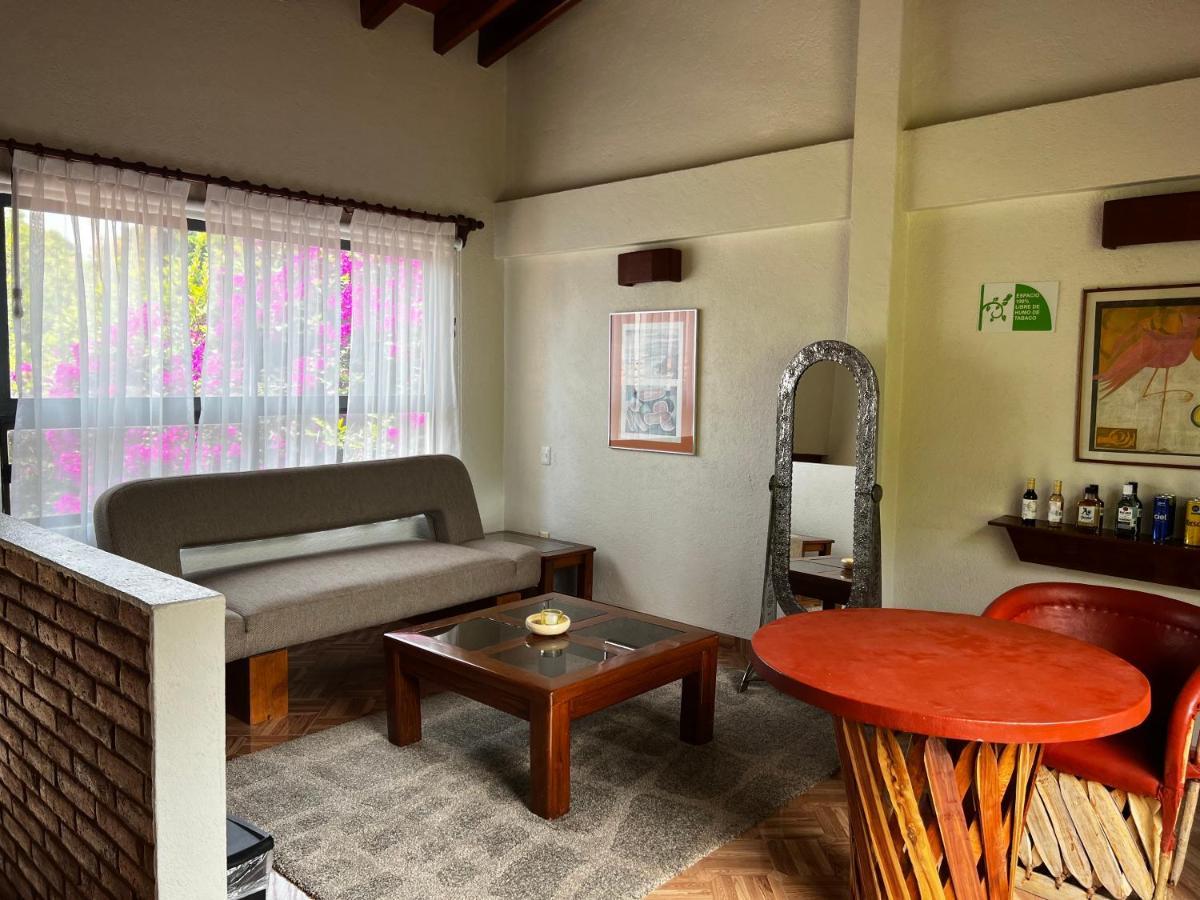 Casa Bugambilia, Un Pequeno En Tepoztlan