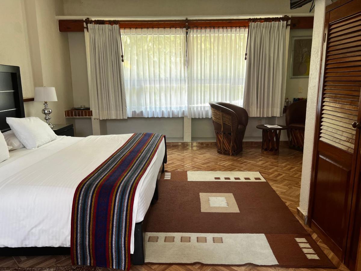 Hotel Casa Bugambilia, Un Pequeno En 3*