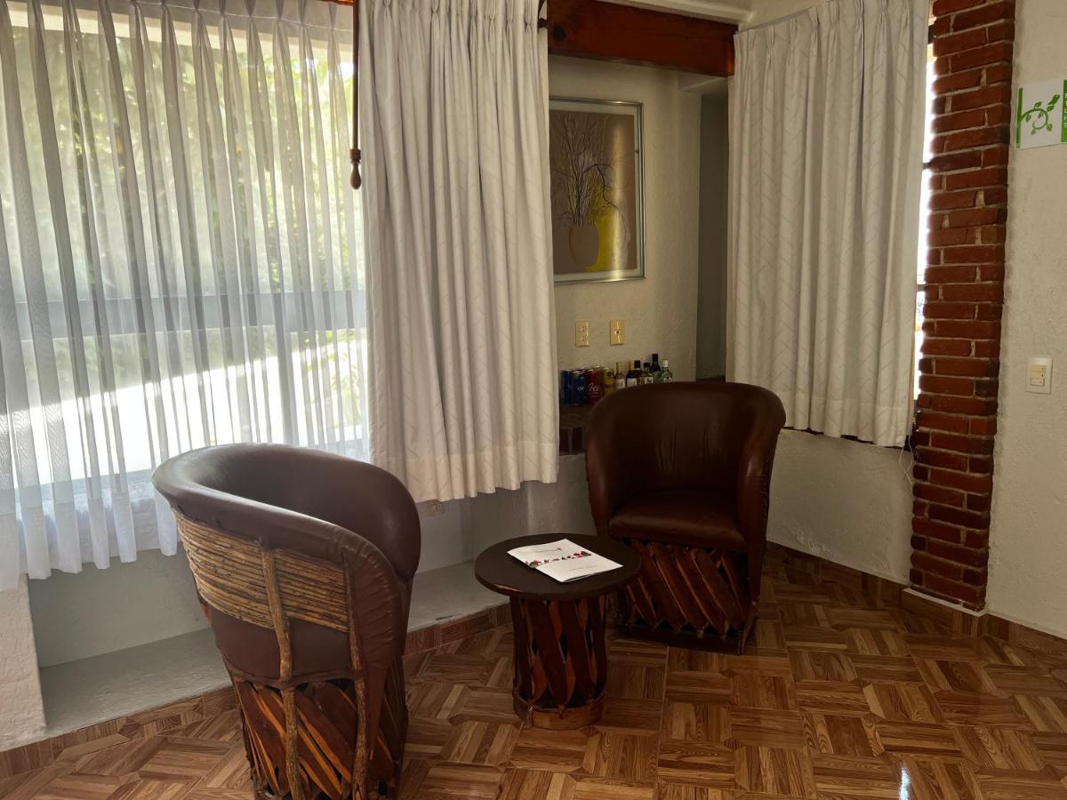 Casa Bugambilia, Un Pequeno En Hotel