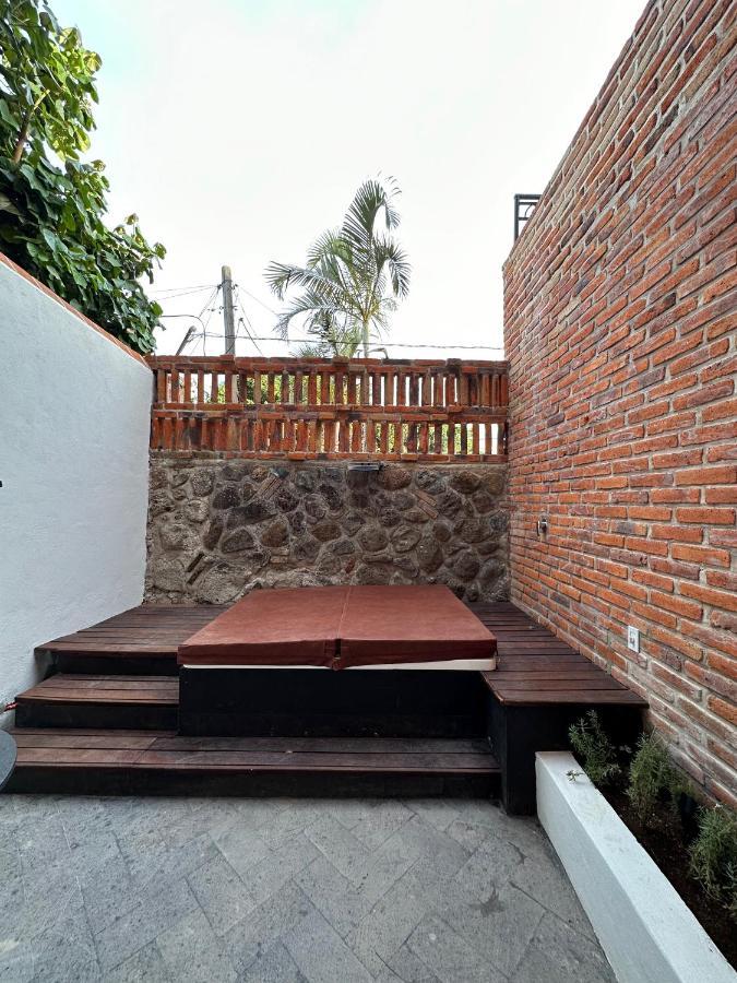 Lindo Bed & Breakfast