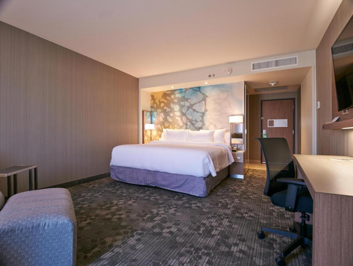 Courtyard By Marriott