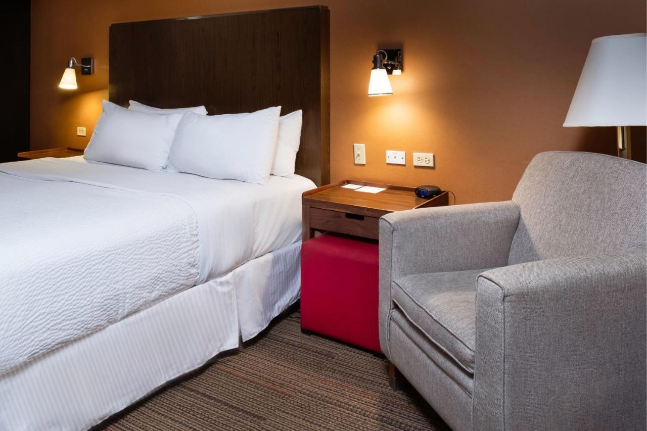 Four Points By Sheraton Hotel