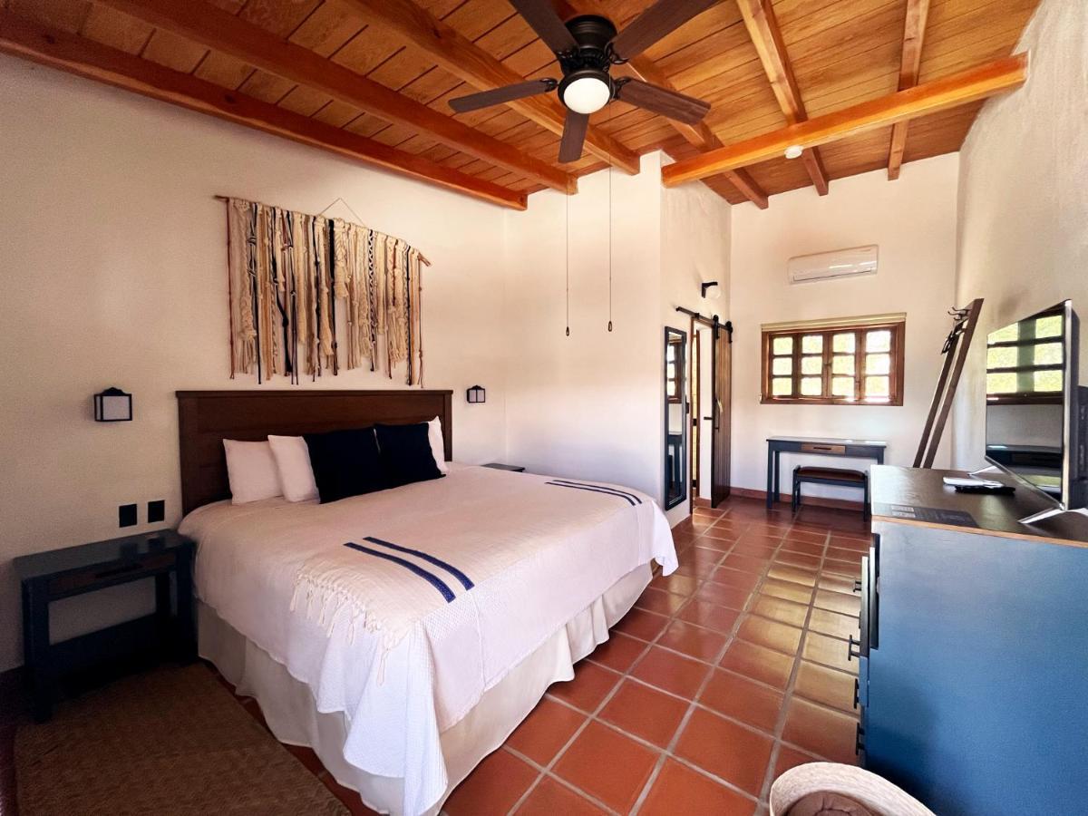 Casa Entrevez * Valle de Guadalupe