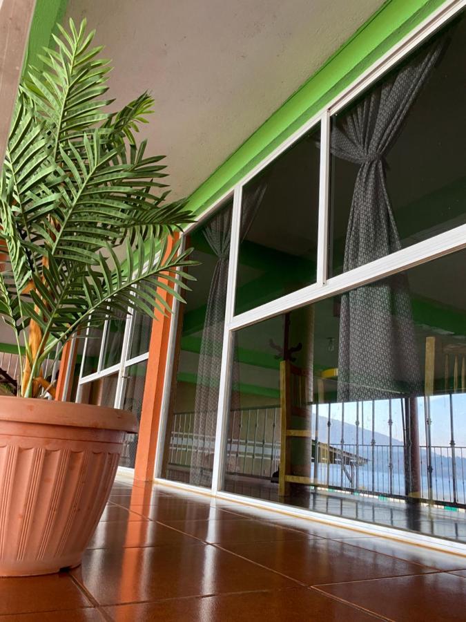 Cabanas Y Habitaciones El Malecon * Zirahuen