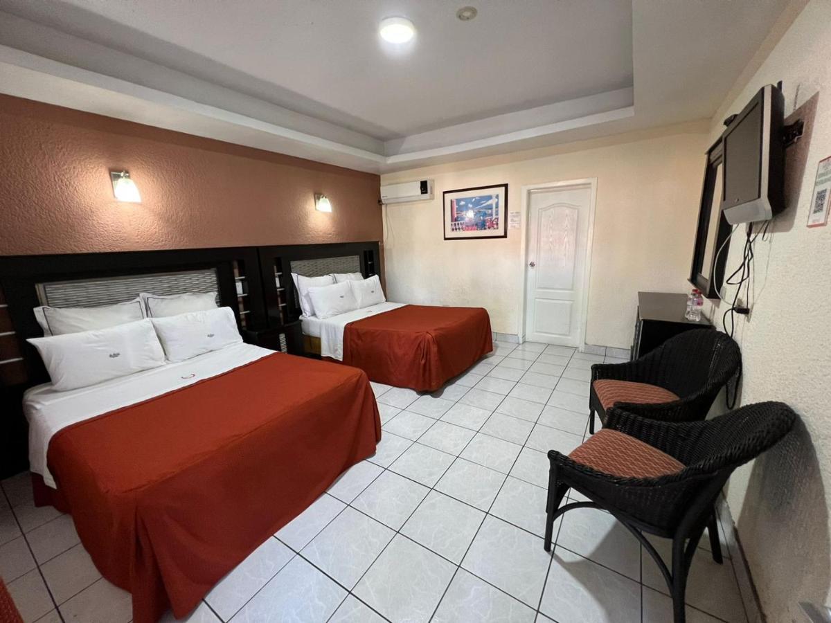 Hotel La Quinta Real 4*