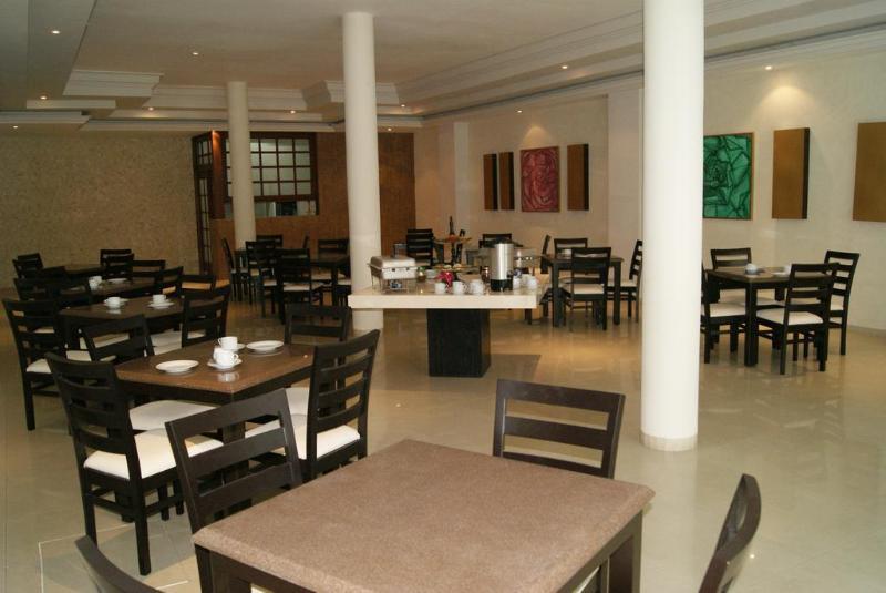 Savoy Express Hotel 3*