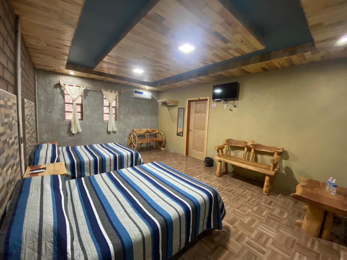 Rochivo Ranch *