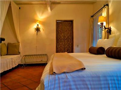 Casa Luna Boutique