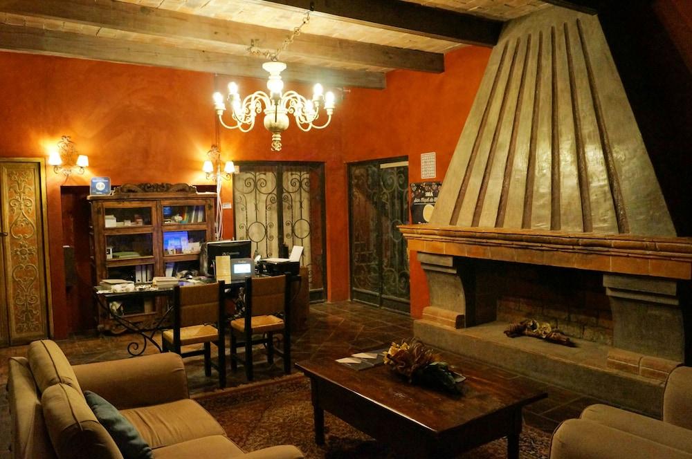 Casa Luna Boutique Hotel 3*