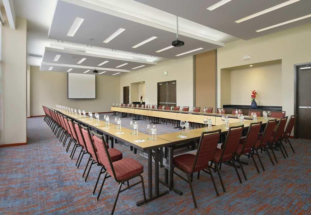 Courtyard By Marriott