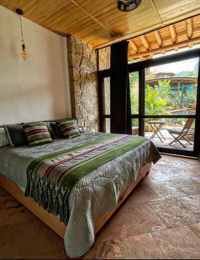 Casa Ixeyolo Guest house *