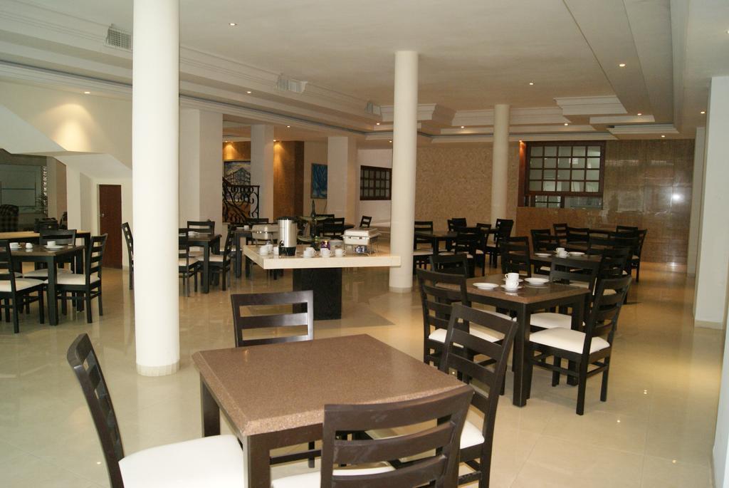 Savoy Express 3* Torreon