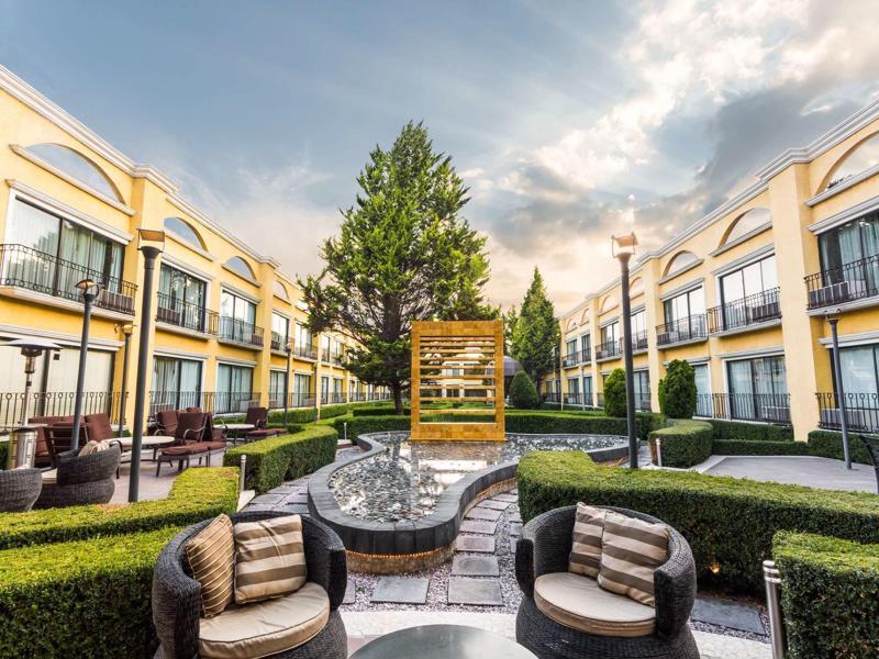 Courtyard Airport 4* Toluca