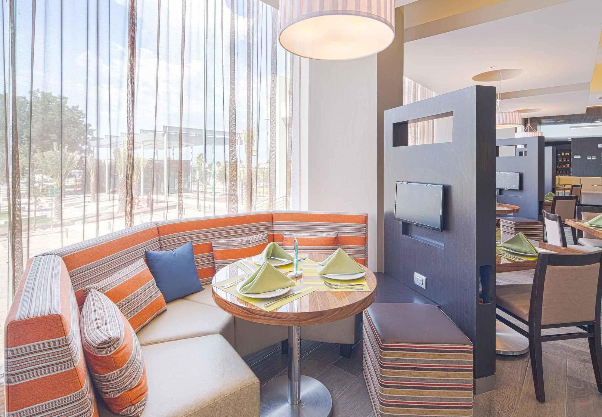 Hotel Courtyard By Marriott Saltillo