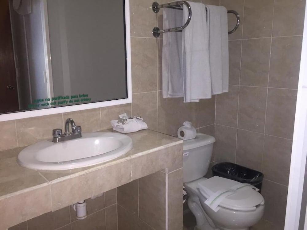 Hotel Maria Benita 4*