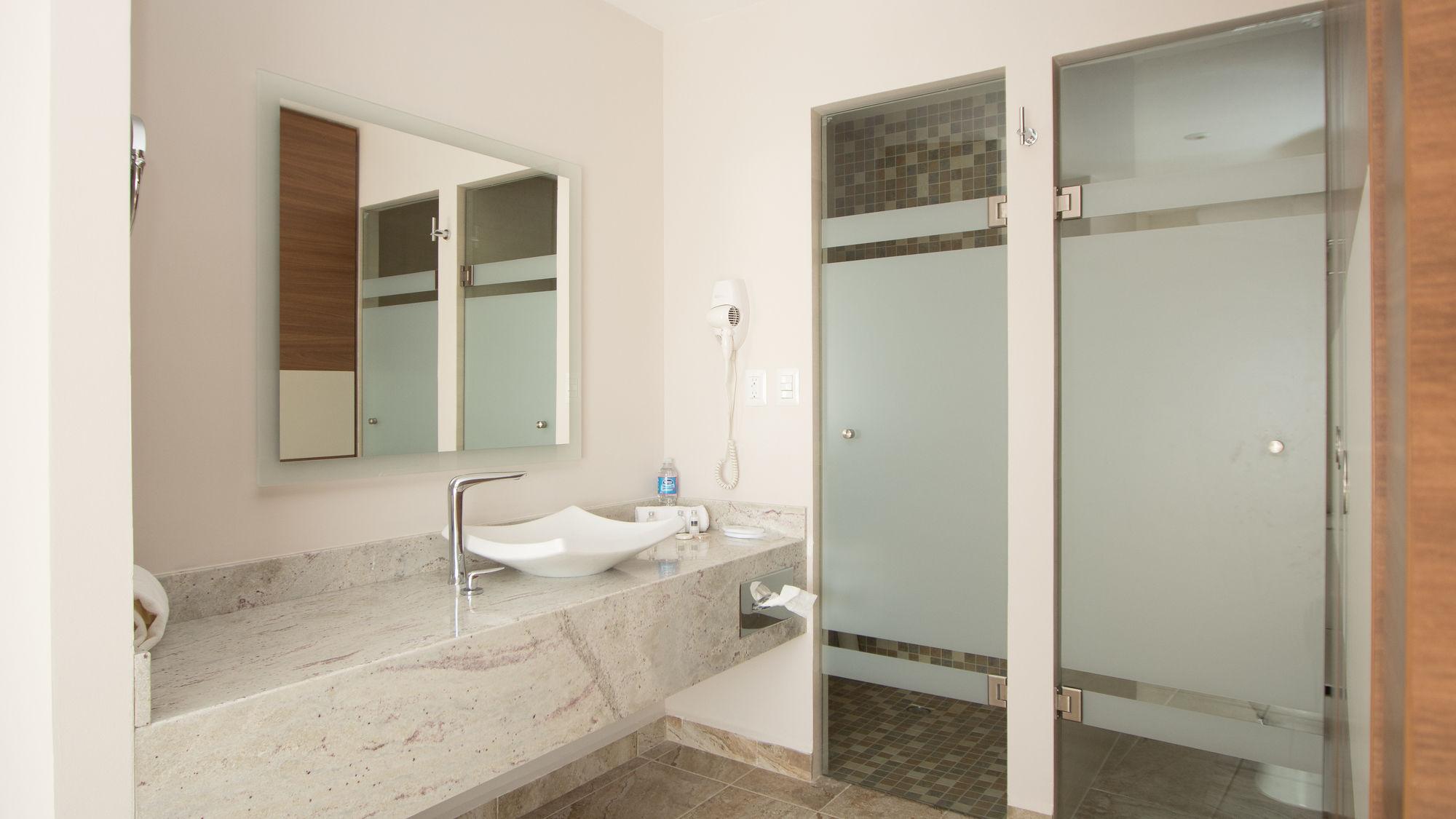 Soleil Business Class Hotel 4*