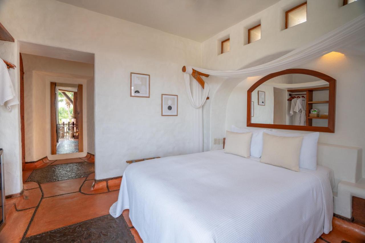 Hotel La Luz Zihuatanejo